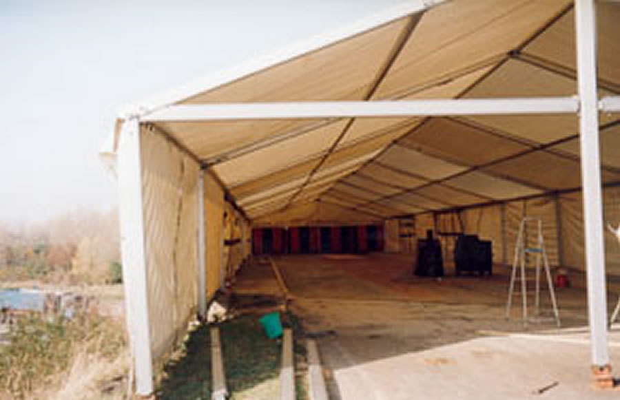 Zelte E. Göttig GmbH - Kassel/Göttingen/Korbach: Ihr Ansprechpartner für die Vermietung hochwertiger Partyzelte, Pagodenzelte und Festzelte in der Region Kassel, Göttingen und Korbach. Auch Zubehör wie Toilettencontainer und Zeltgarnituren bekommen Sie für Ihr Event bei uns.